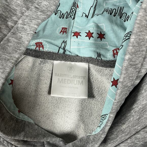 Barstool Sports Hoodie Mens M Gray Sweatshirt Pullover Chicago Embroidered Logo - Picture 2 of 11
